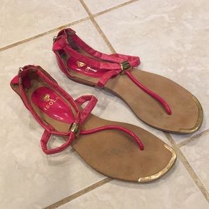 Isola Sandals size 7,5 in good condition